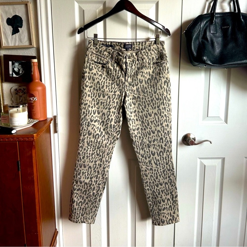 NYDJ neutral beige & brown leopard print high rise cropped jeans